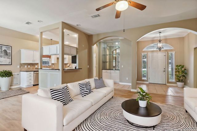 453 Raven Ridge, New Braunfels, TX 78130