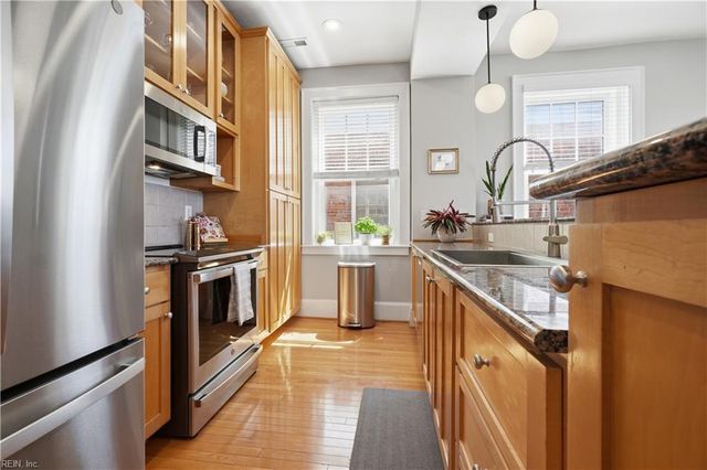 429 York St Apt 3D, Norfolk, VA 23510