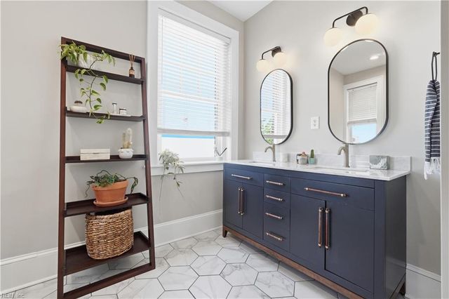 429 York St Apt 3D, Norfolk, VA 23510