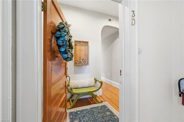 429 York St Apt 3D, Norfolk, VA 23510