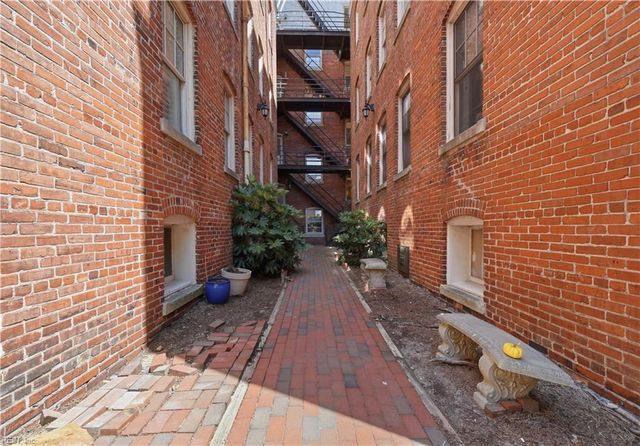 429 York St Apt 3D, Norfolk, VA 23510