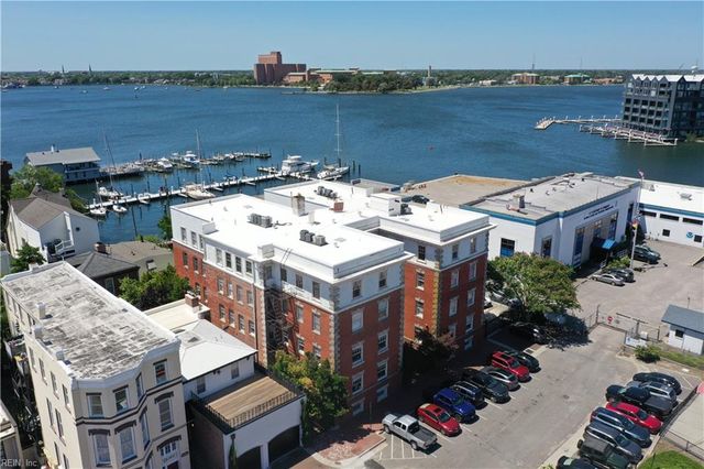 429 York St Apt 3D, Norfolk, VA 23510