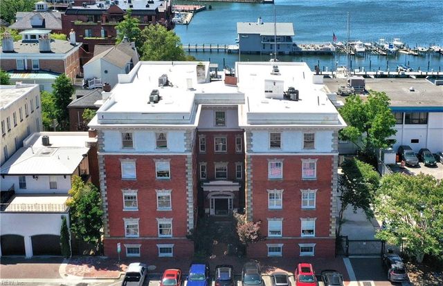 429 York St Apt 3D, Norfolk, VA 23510
