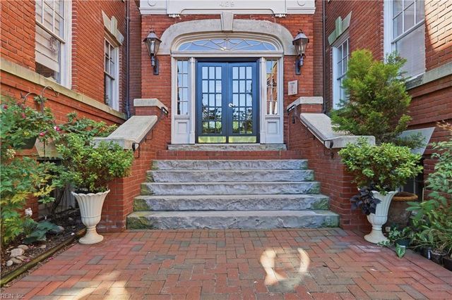 429 York St Apt 3D, Norfolk, VA 23510