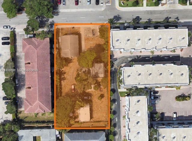 2202 Van Buren St, Hollywood, FL 33020