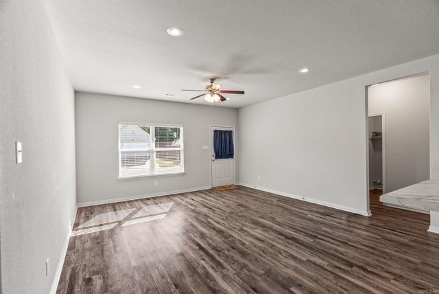 2255 Mary Alice, Conway, AR 72058