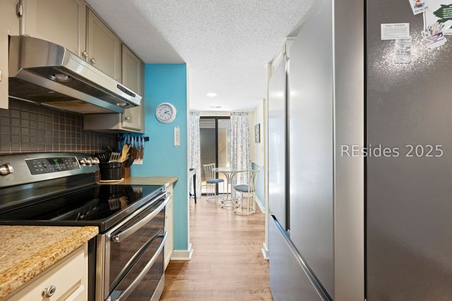 113 Shipyard Dr Apt 198, Hilton Head Island, SC 29928