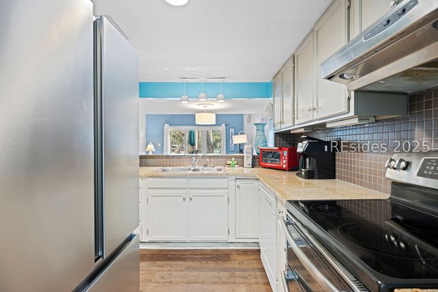 113 Shipyard Dr Apt 198, Hilton Head Island, SC 29928