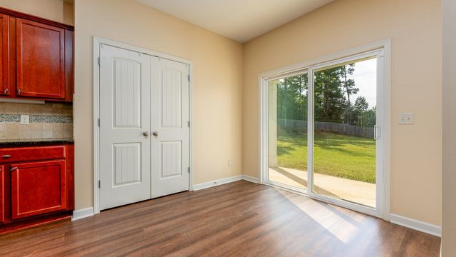 9260 Garrett Lake Drive, Midland, GA 31820