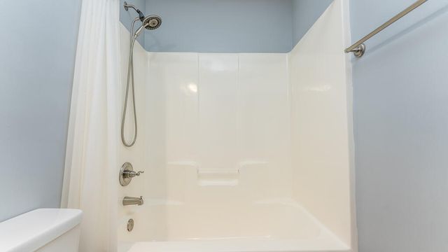 9260 Garrett Lake Drive, Midland, GA 31820