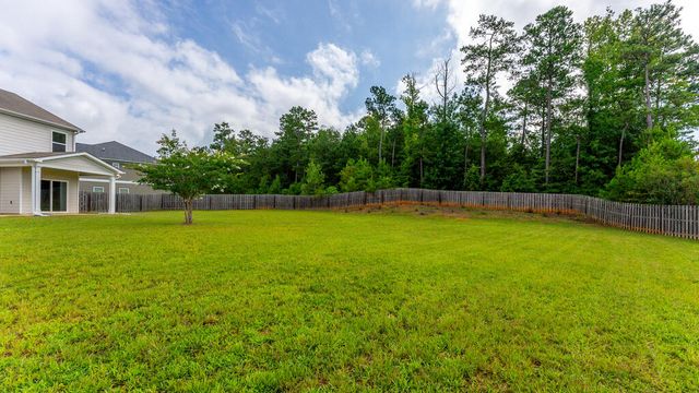 9260 Garrett Lake Drive, Midland, GA 31820