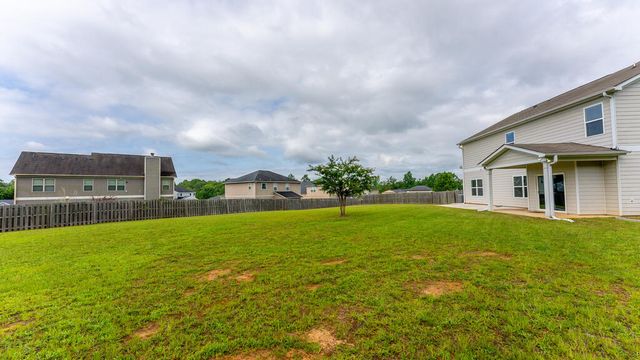9260 Garrett Lake Drive, Midland, GA 31820
