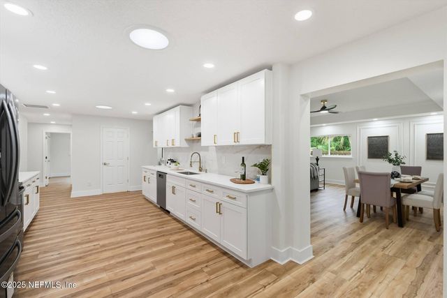 946 BOXWOOD Court, Orange Park, FL 32073