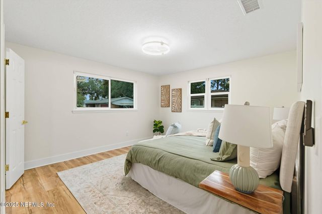 946 BOXWOOD Court, Orange Park, FL 32073