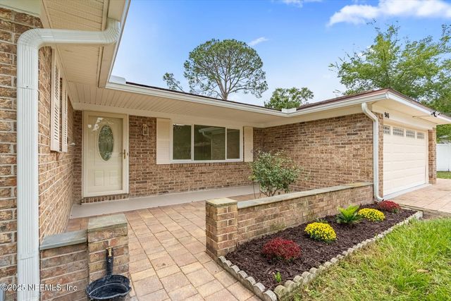 946 BOXWOOD Court, Orange Park, FL 32073