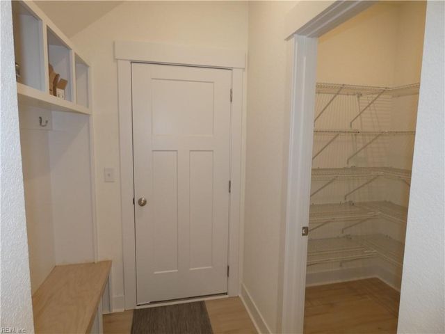 933 Stockbridge DR, Virginia Beach, VA 23464