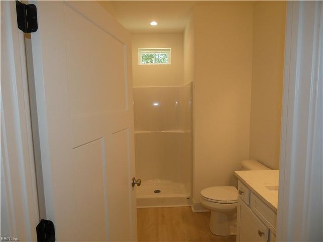 933 Stockbridge DR, Virginia Beach, VA 23464