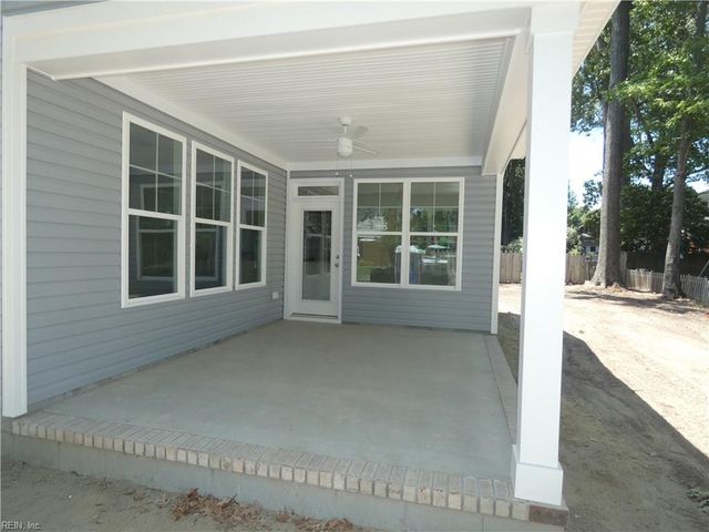 933 Stockbridge DR, Virginia Beach, VA 23464