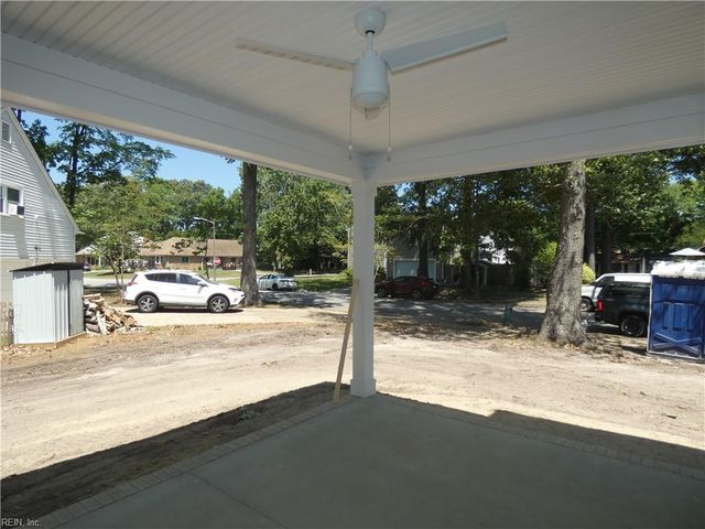933 Stockbridge DR, Virginia Beach, VA 23464