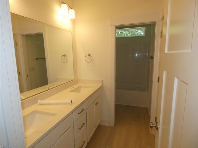 933 Stockbridge DR, Virginia Beach, VA 23464