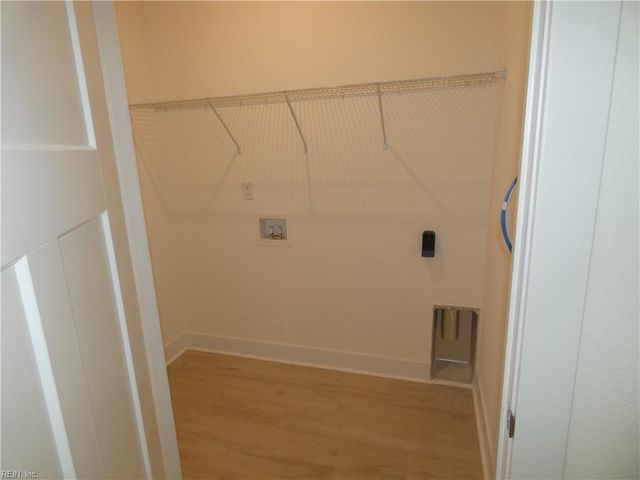 933 Stockbridge DR, Virginia Beach, VA 23464