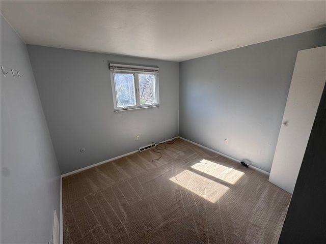 1027 Middle Rd, Shaler, PA 15116