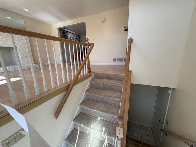 1027 Middle Rd, Shaler, PA 15116