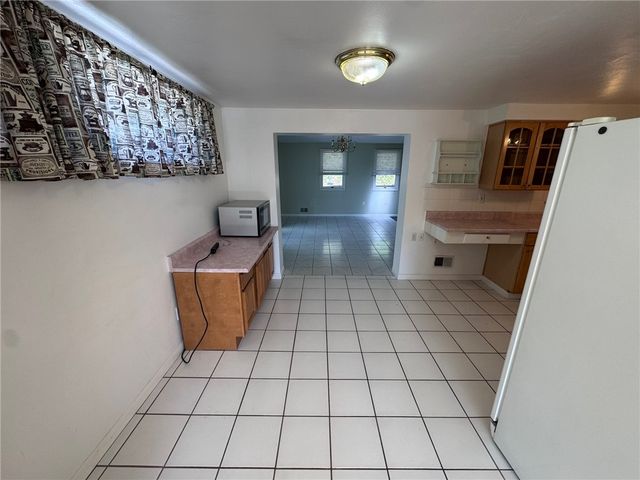 1027 Middle Rd, Shaler, PA 15116