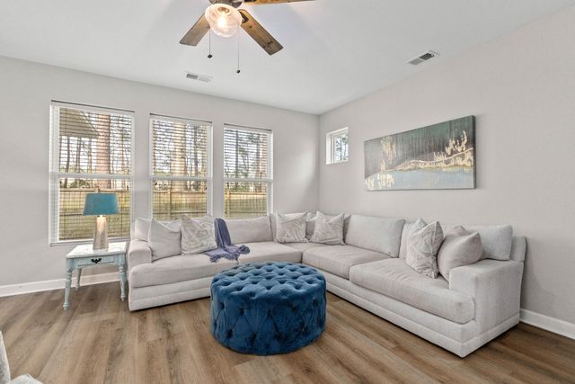 8474 Athens Way, North Charleston, SC 29420