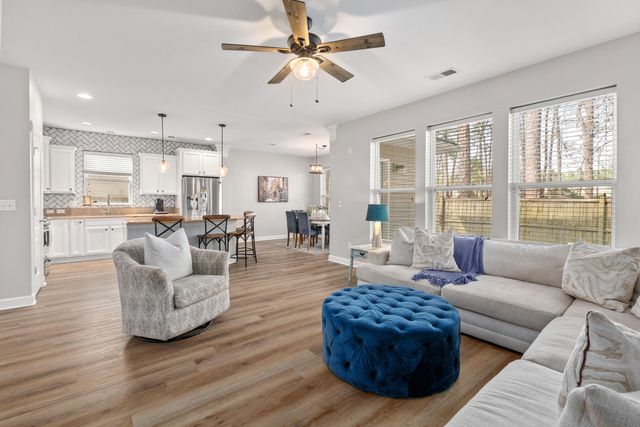 8474 Athens Way, North Charleston, SC 29420