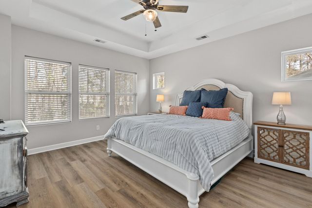 8474 Athens Way, North Charleston, SC 29420