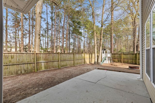 8474 Athens Way, North Charleston, SC 29420