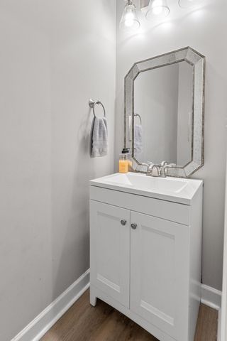 8474 Athens Way, North Charleston, SC 29420