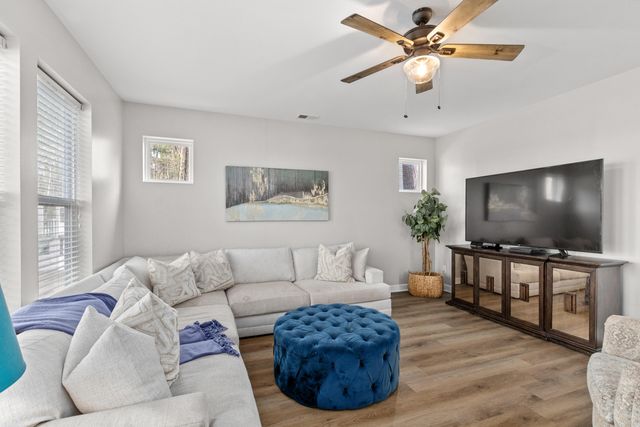 8474 Athens Way, North Charleston, SC 29420