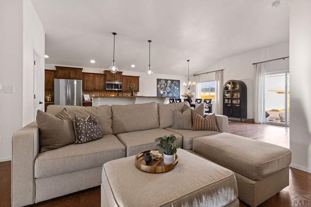 5308 Avocet Ct, Pueblo, CO 81008