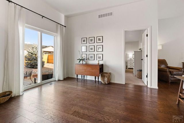 5308 Avocet Ct, Pueblo, CO 81008