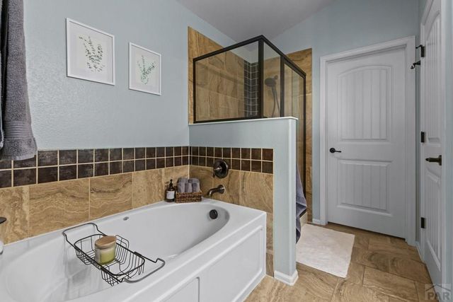 5308 Avocet Ct, Pueblo, CO 81008