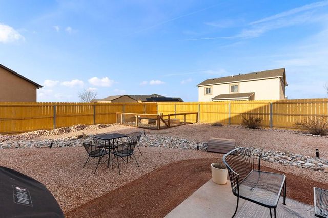 5308 Avocet Ct, Pueblo, CO 81008