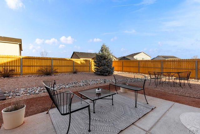 5308 Avocet Ct, Pueblo, CO 81008