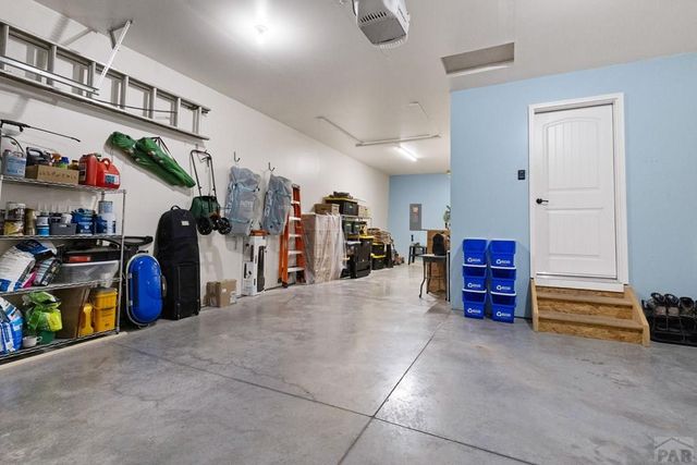 5308 Avocet Ct, Pueblo, CO 81008