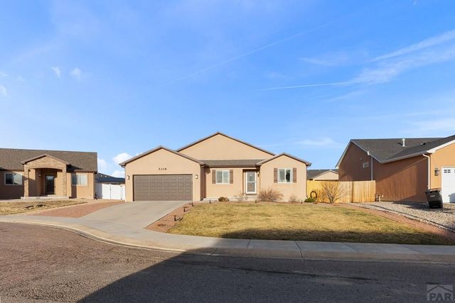 5308 Avocet Ct, Pueblo, CO 81008