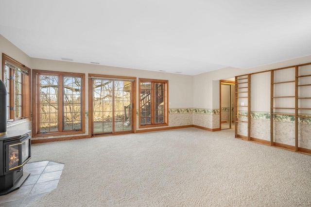 7570 S Cambridge DRIVE, Franklin, WI 53132