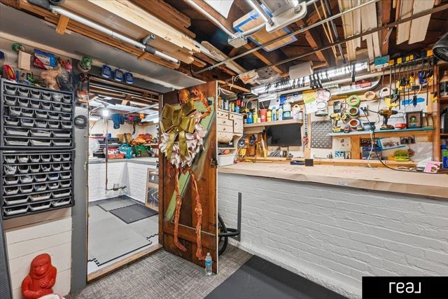 2946 Martha Street, Omaha, NE 68105