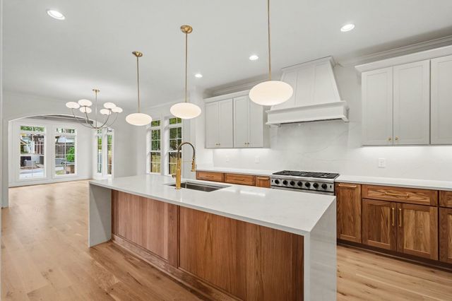 128 41st Ave, N, Nashville, TN 37209