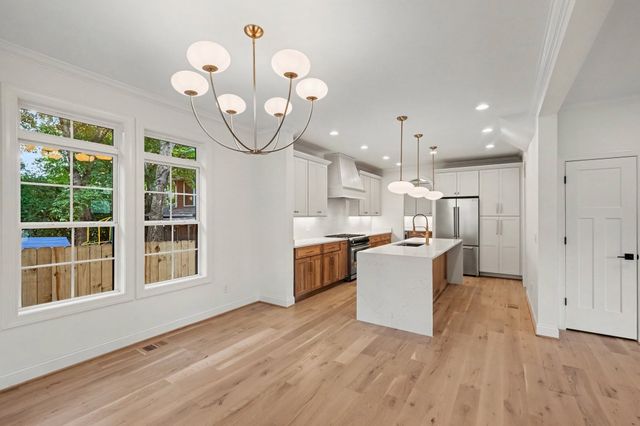 128 41st Ave, N, Nashville, TN 37209