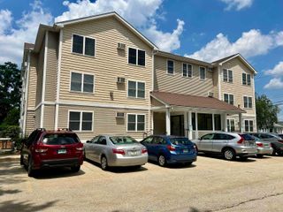 15 Lovell St Apt 10, Nashua, NH 03060