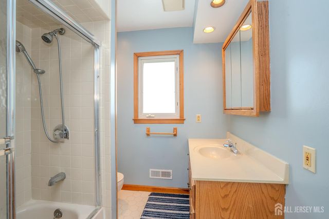 499 Old Stage Road, Spotswood, NJ 08884