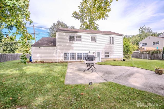 499 Old Stage Road, Spotswood, NJ 08884