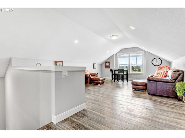 9946 Nw 326TH Pl, Hillsboro, OR 97124