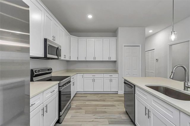 16276 SW 17TH TERRACE ROAD, Ocala, FL 34473